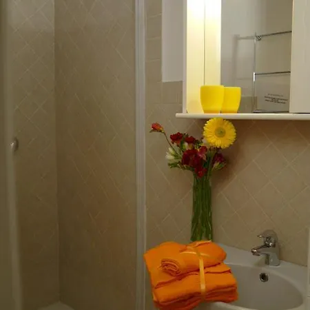 Standard Giuly Apartment *